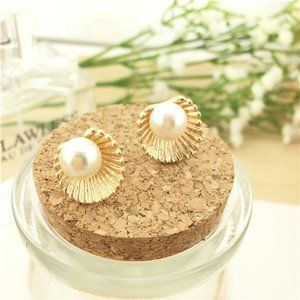 (BI) shell pearl earrings